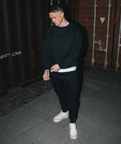 Athleisure Sweatshirt - Negro