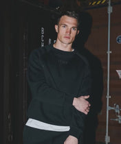 Athleisure Sweatshirt - Negro